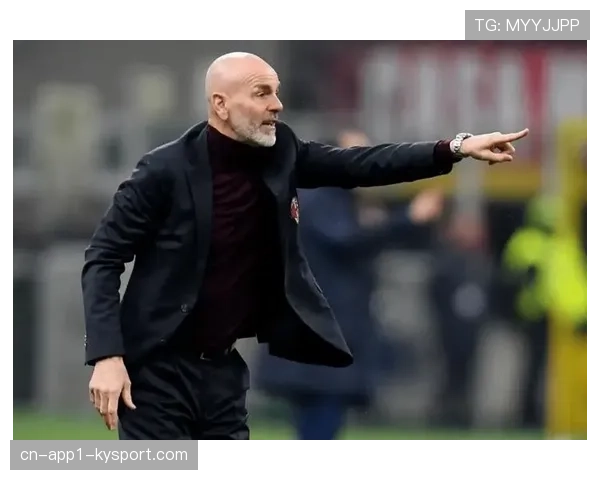 聚焦AC米兰老将吉鲁:如何在皮奥利的快速转换体系中扮演新支点角色 聚焦AC米兰老将吉鲁:如何在皮奥利的快速转换体系中扮演新支点角色